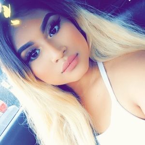 Meet your Posher, Marlen